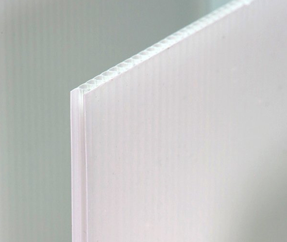 Translucent Fluted Corrugated Plastic Sheet